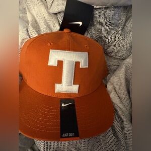 Nike Burnt Orange Texas University Team embroidered Logo Youth baseballcap